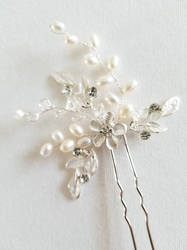 Gold Crystal Pearl Wedding Hair Pins, Silver Wedding Hair Pins Crystal & Pearl, Floral Bridal hair Pins - freshwater pearls, metal hair pins, rhinestones, metal leaves, metal flower, wire, crystals