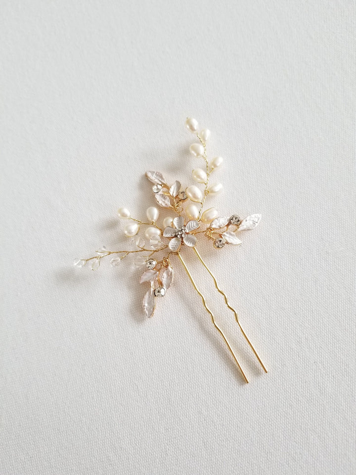 Gold Crystal Pearl Wedding Hair Pins, Silver Wedding Hair Pins Crystal & Pearl, Floral Bridal hair Pins - freshwater pearls, metal hair pins, rhinestones, metal leaves, metal flower, wire, crystals