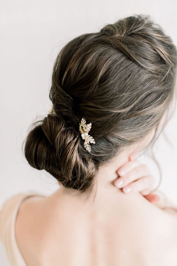 Wedding Hair Comb Set, Gold Leaf Pearl Bridal Combs, Gold Leaf Wedding Headpiece - wire, rhinestones, metal components, metal comb, freshwater pearls