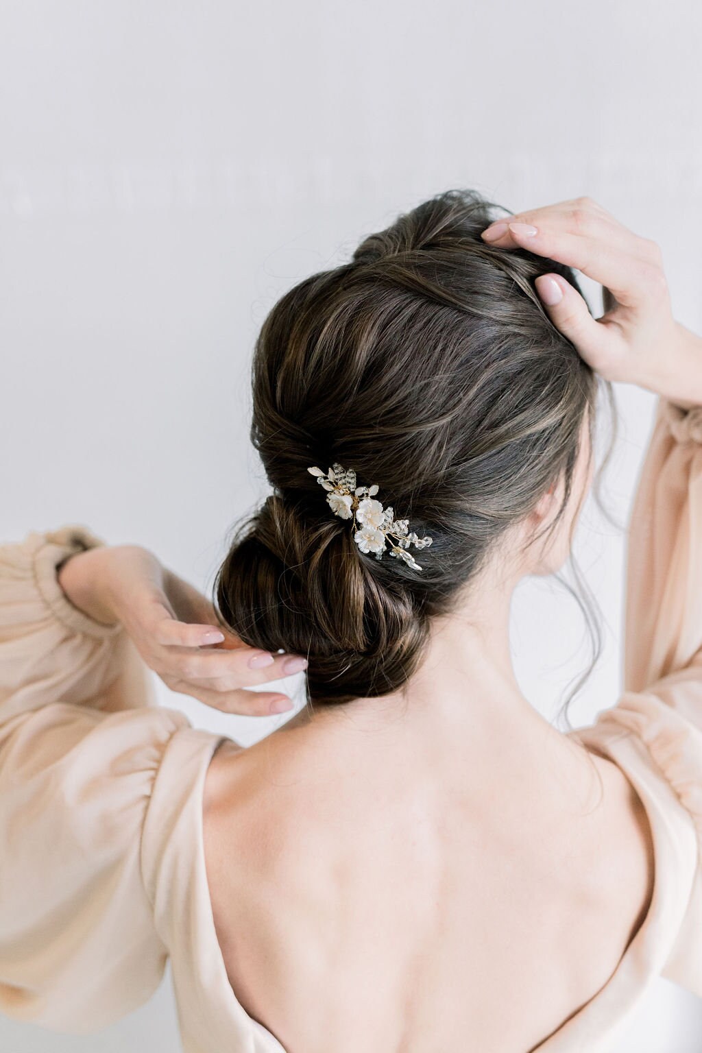 Wedding Hair Comb with Porcelain Flowers, Small Gold Floral Hair Comb for Bride, Crystal Clay Flower Bridal Hair Comb - clay flowers, seed beads, metal leaves, wire, metal comb, crystals, rhinestones