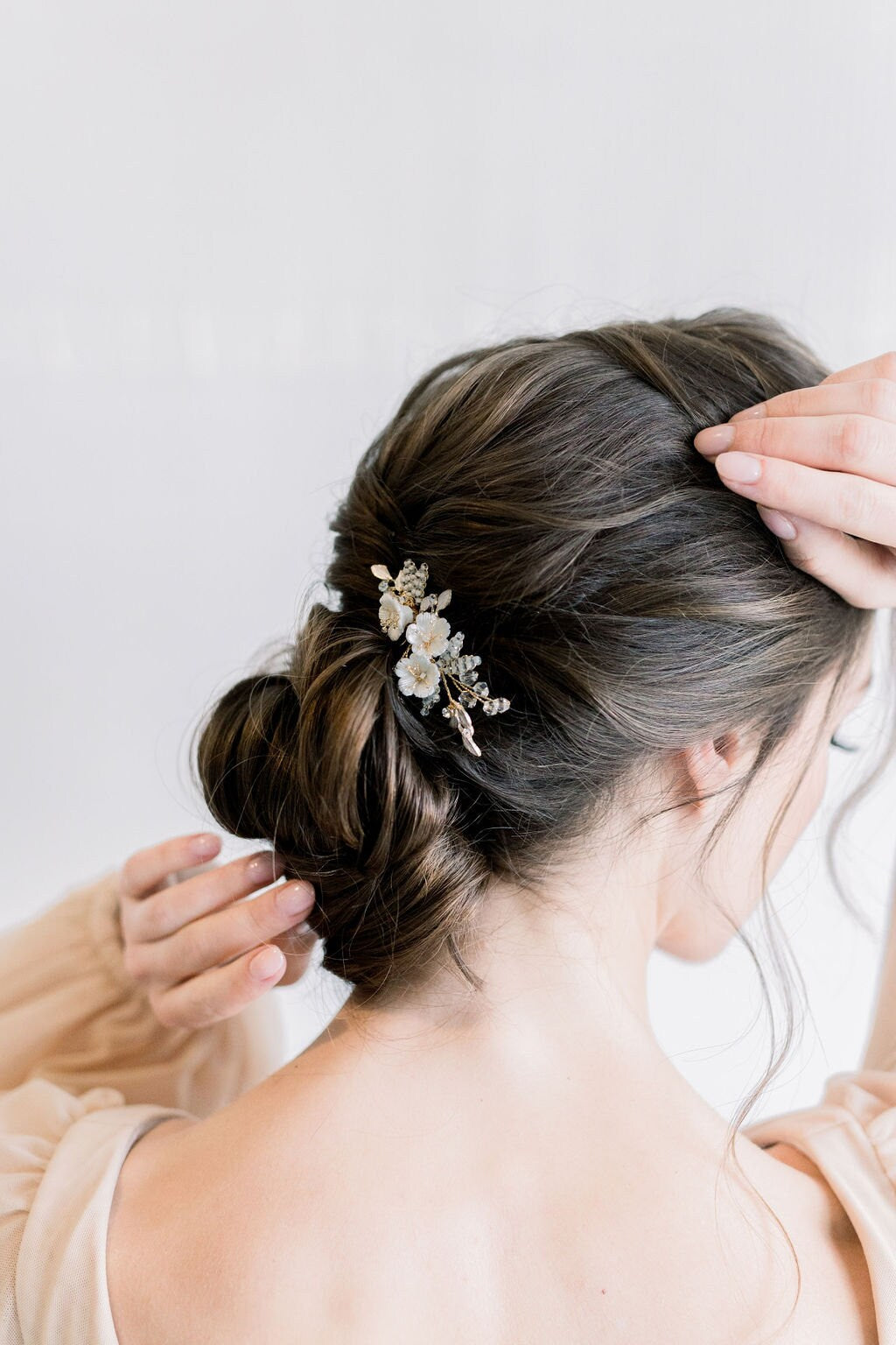 Wedding Hair Comb with Porcelain Flowers, Small Gold Floral Hair Comb for Bride, Crystal Clay Flower Bridal Hair Comb - clay flowers, seed beads, metal leaves, wire, metal comb, crystals, rhinestones