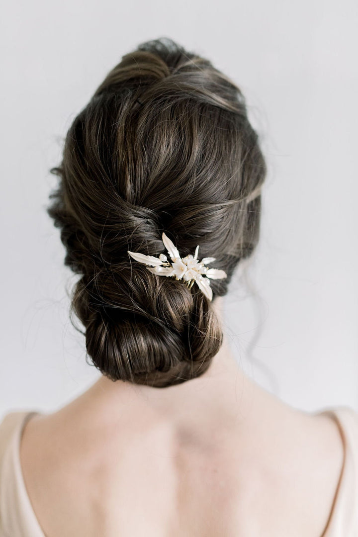 Wedding Hair Comb With Clay Flowers, Pearl Floral Bridal Hair Comb, Gold Flower Hair Comb, Boho Flower Hair Comb - wire, metal leaves, seed beads, metal hair comb, clay flowers, brass findings, freshwater pearls