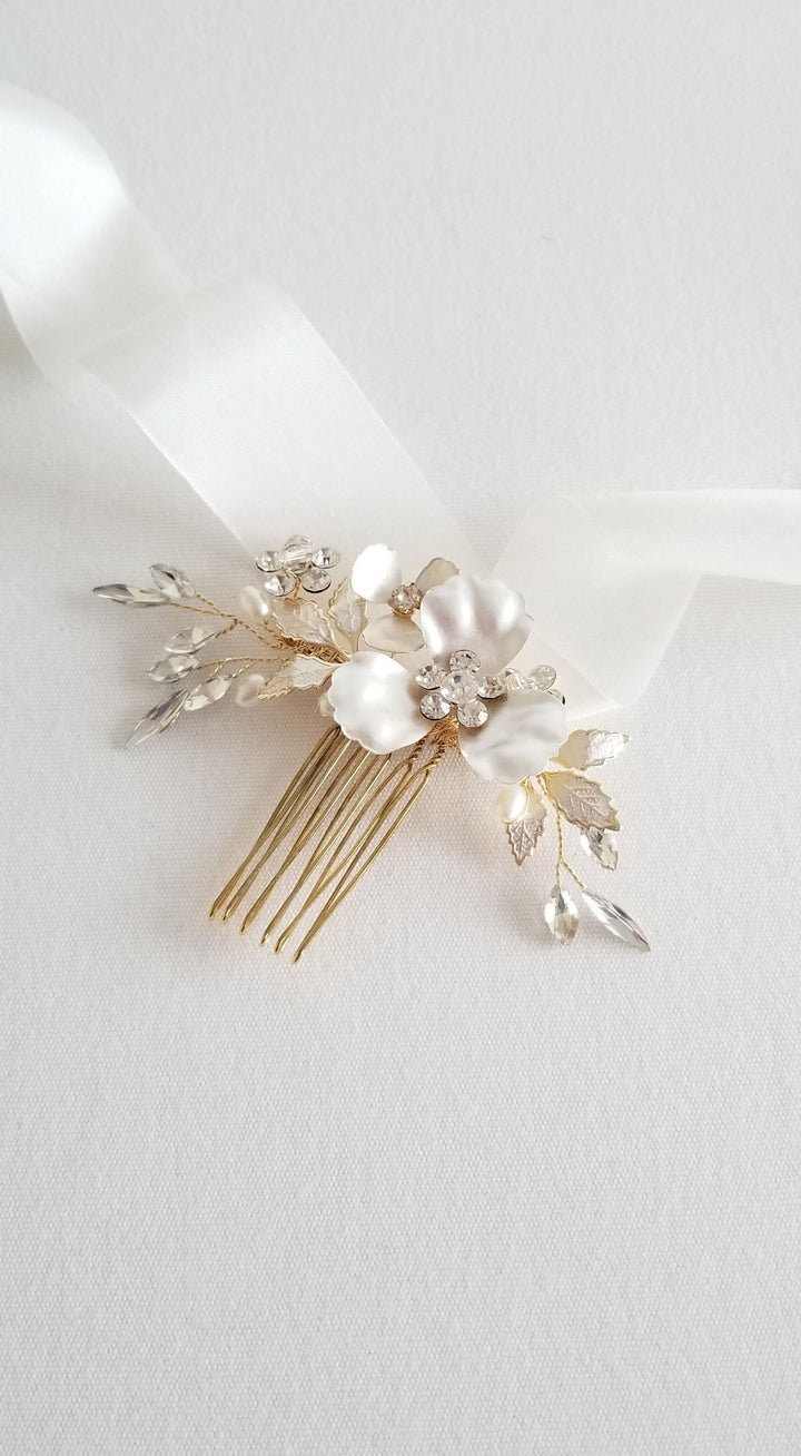 Floral Bridal Comb, Wedding Hair Comb for Bride, Gold Pearl Crystal Bridal Headpiece - rhinestones, metal comb, crystals, metal leaves, metal flower, faux pearls, wire