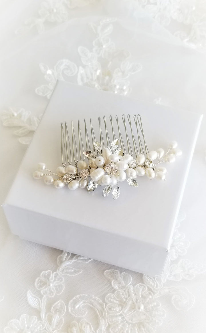 Freshwater Pearl Wedding Hair Comb, Small Pearl Crystal Bridal Hair Comb, Pearl Hair Comb for Bride - freshwater pearls, crystal rhinestones, wire, metal comb, metal leaves, metal flowers