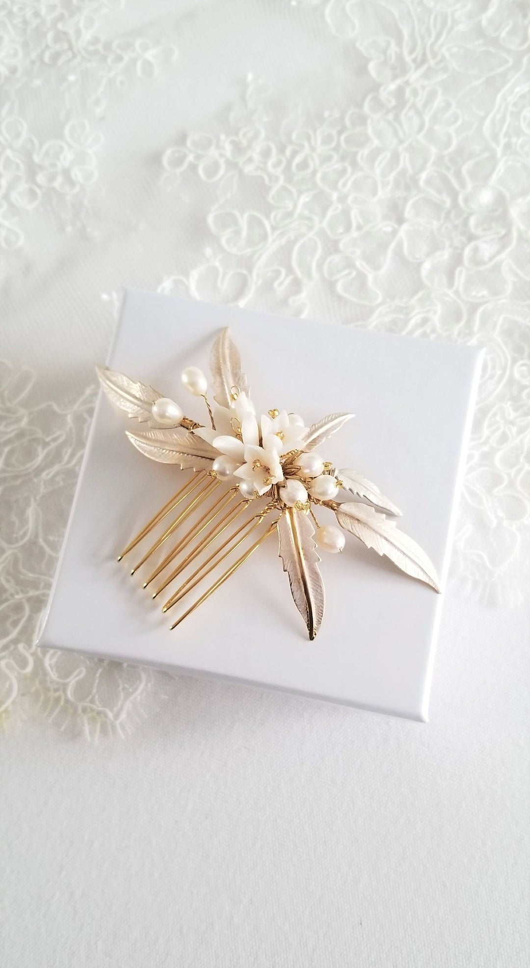 Wedding Hair Comb With Clay Flowers, Pearl Floral Bridal Hair Comb, Gold Flower Hair Comb, Boho Flower Hair Comb - wire, metal leaves, seed beads, metal hair comb, clay flowers, brass findings, freshwater pearls