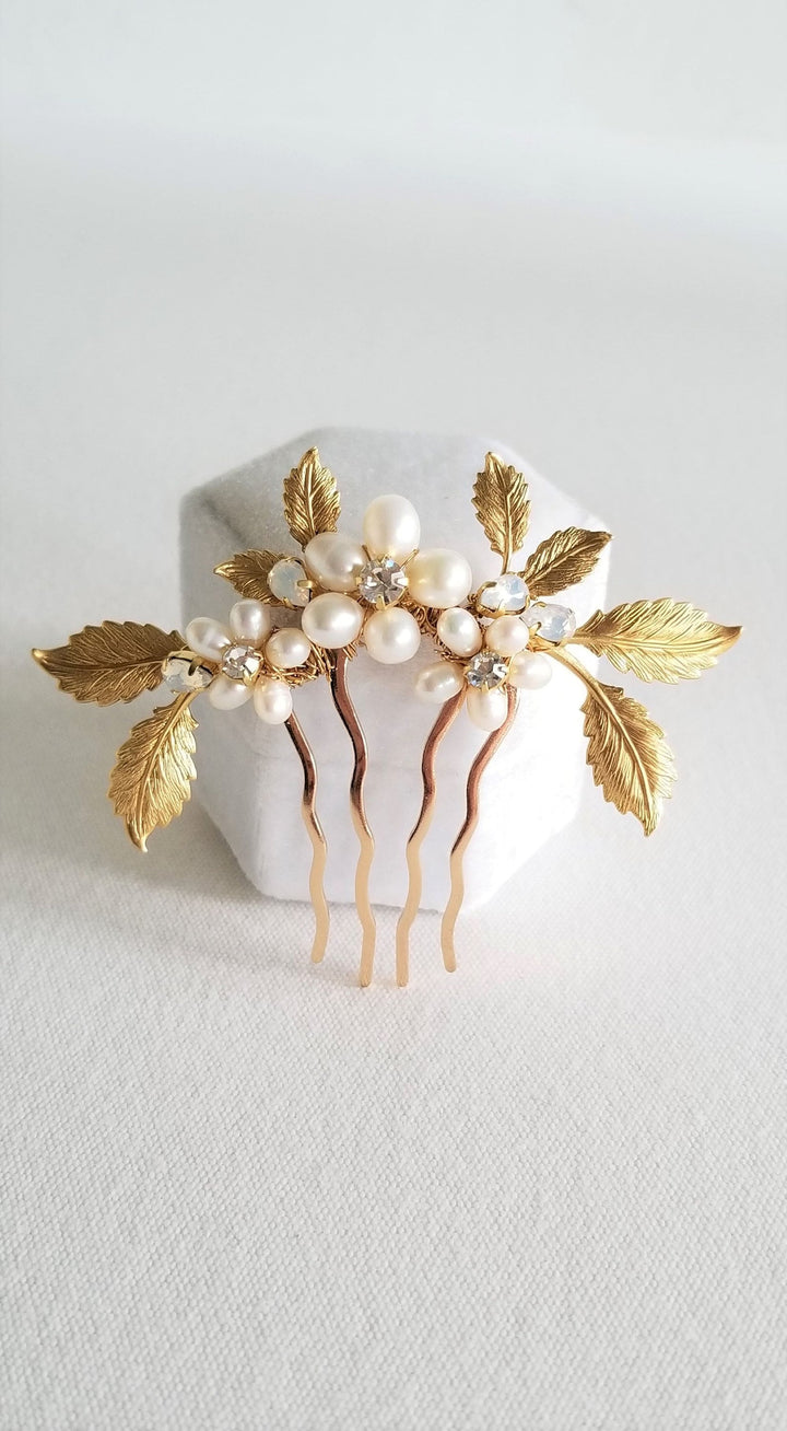 Gold Wedding Hair Comb Freshwater Pearls, Small Gold Floral Wedding Hair Comb, Gold Leaf Pearl Bridal Hair Comb - wire, metal comb, freshwater pearls, metal leaves, crystals