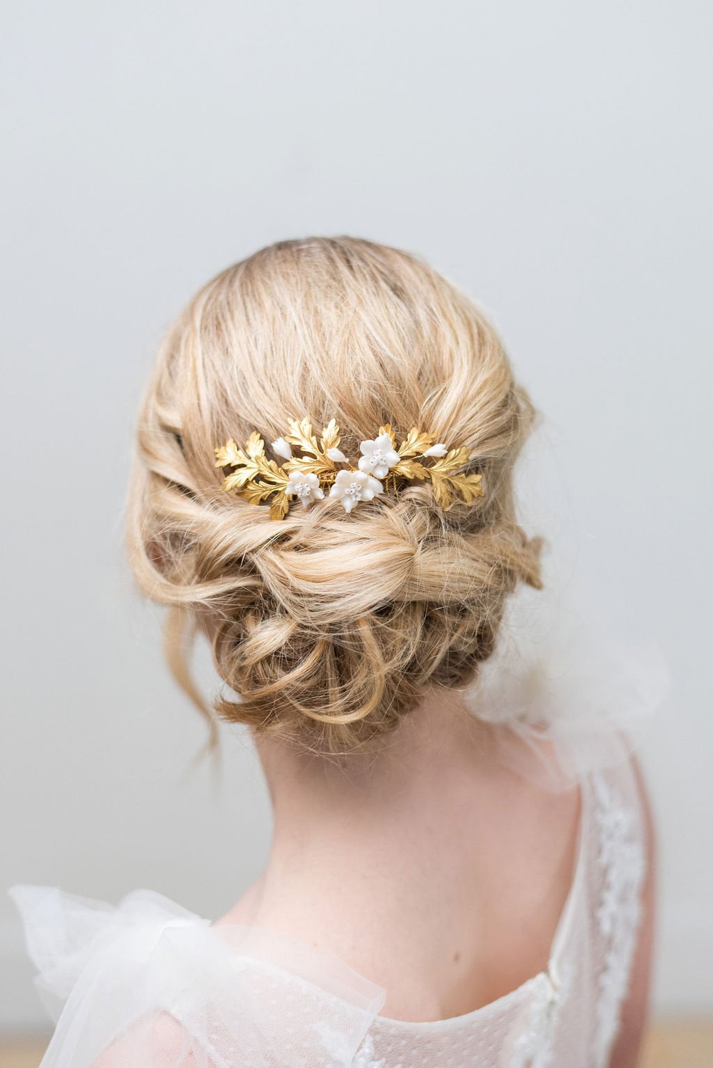 Gold Bridal Comb, Gold Clay Flower Bridal Comb, Wedding Headpiece, Vintage Style Wedding Comb For Bride - brass leaves, wire, polymer flowers, seed beads