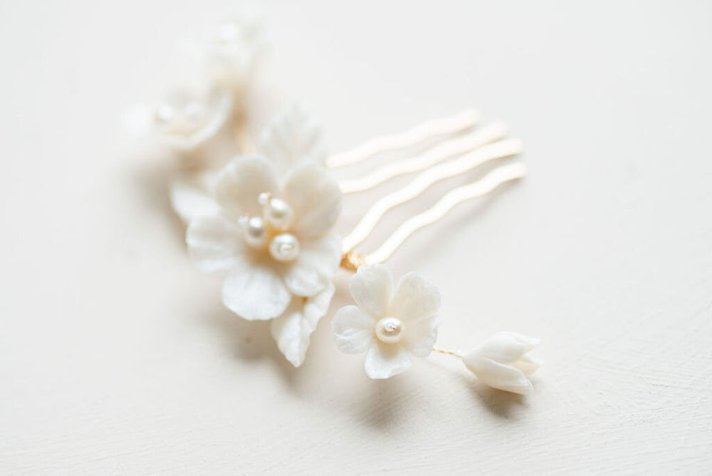 Wedding Hair Comb with Clay Flowers, Floral Bridal Hair Comb, Polymer Clay Flower Hair Comb For Bride - wire, polymer clay flowers, metal hair comb, freshwater pearls