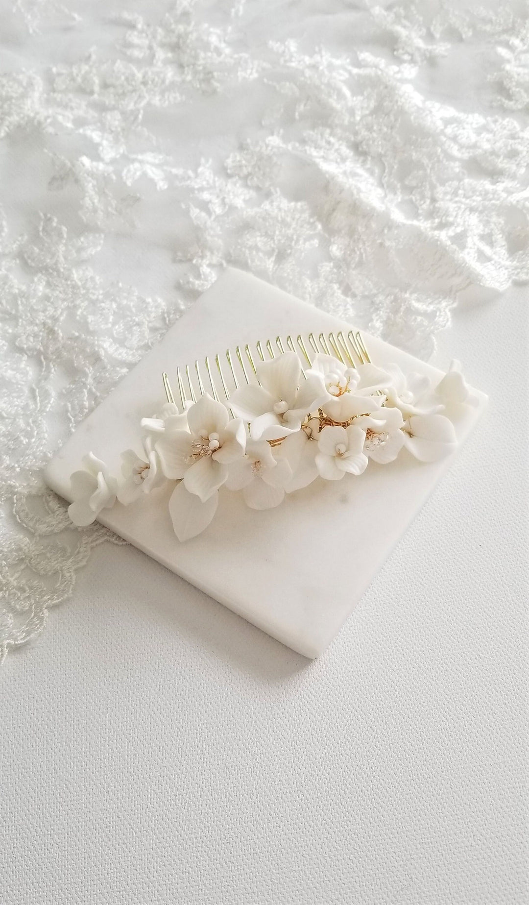 Porcelain Flower Bridal Hair Comb, Floral Wedding Comb, Clay Flower Bridal Hair Accessory - Porcelain flowers, Metal Comb, Seed Beads, Wire, Crystals