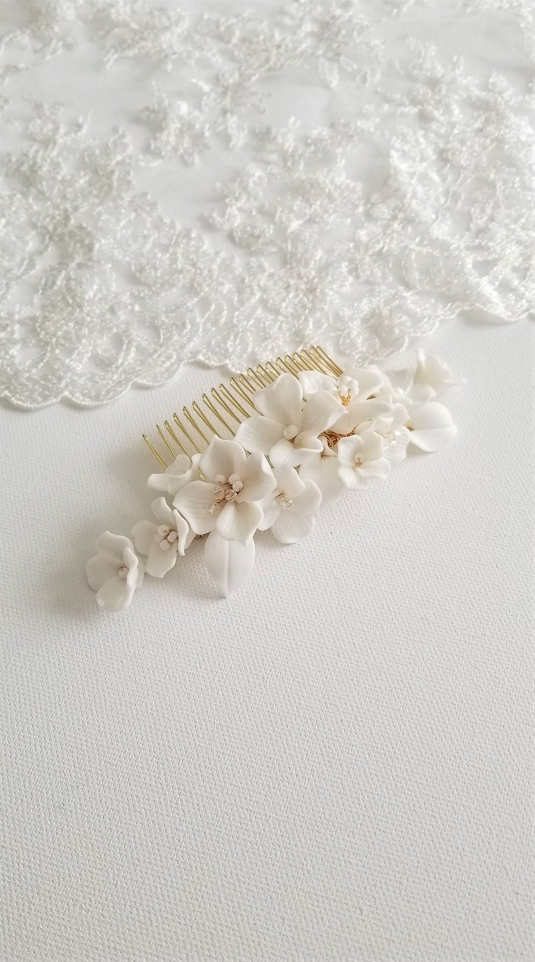 Porcelain Flower Bridal Hair Comb, Floral Wedding Comb, Clay Flower Bridal Hair Accessory - Porcelain flowers, Metal Comb, Seed Beads, Wire, Crystals