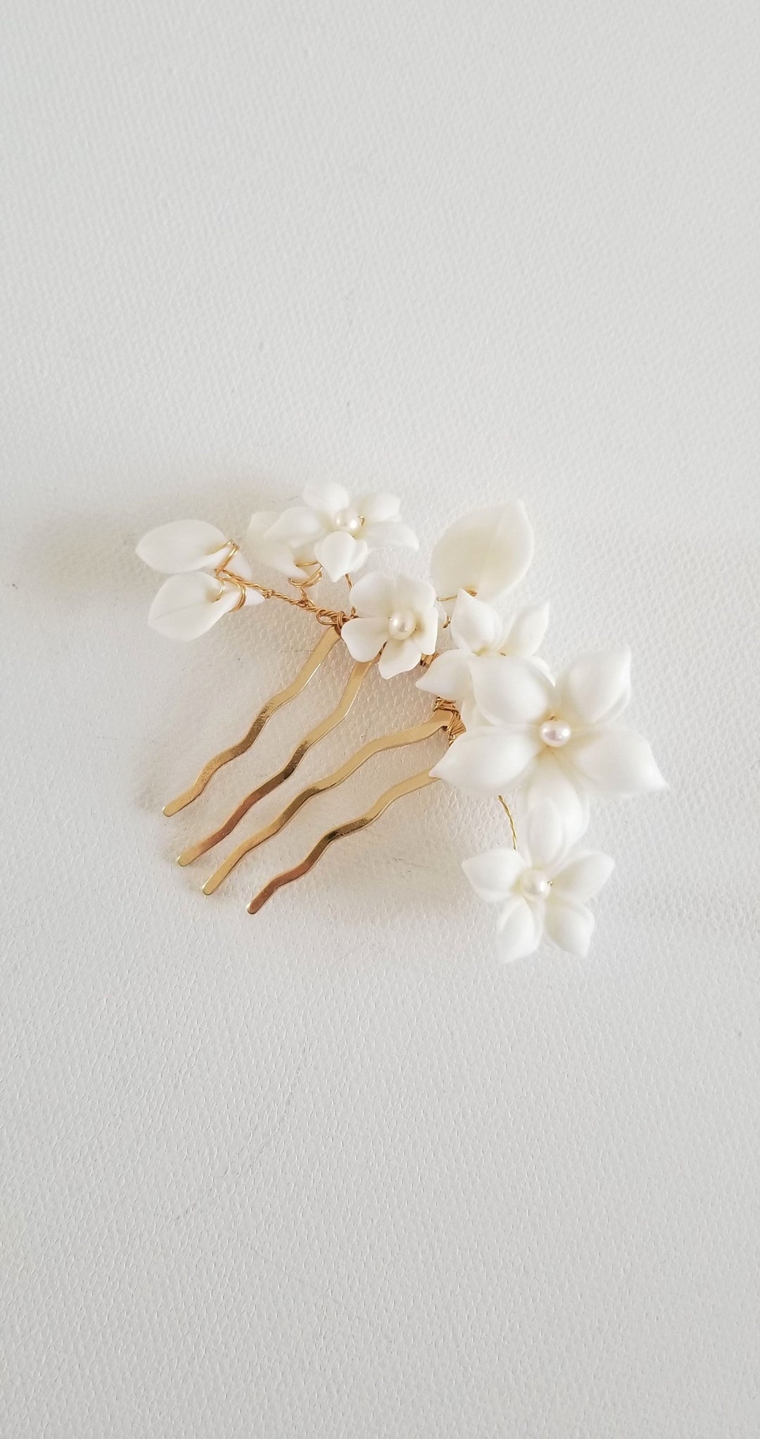 Wedding Hair Comb Porcelain Flowers, Small Floral Wedding Hair Comb, Clay Flower Bridal Hair Comb - Porcelain Flowers, Freshwater Pearls, Metal Comb, Wire, Seed Beads