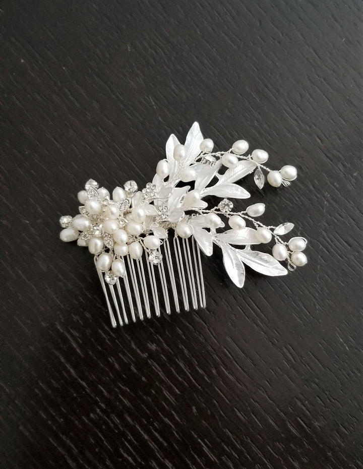 Freshwater Pearl Wedding Hair Comb, Silver Pearl Crystal Bridal Hair Comb, Pearl Hair Comb for Bride - freshwater pearls, crystal rhinestones, wire, metal comb, metal leaves, metal flowers