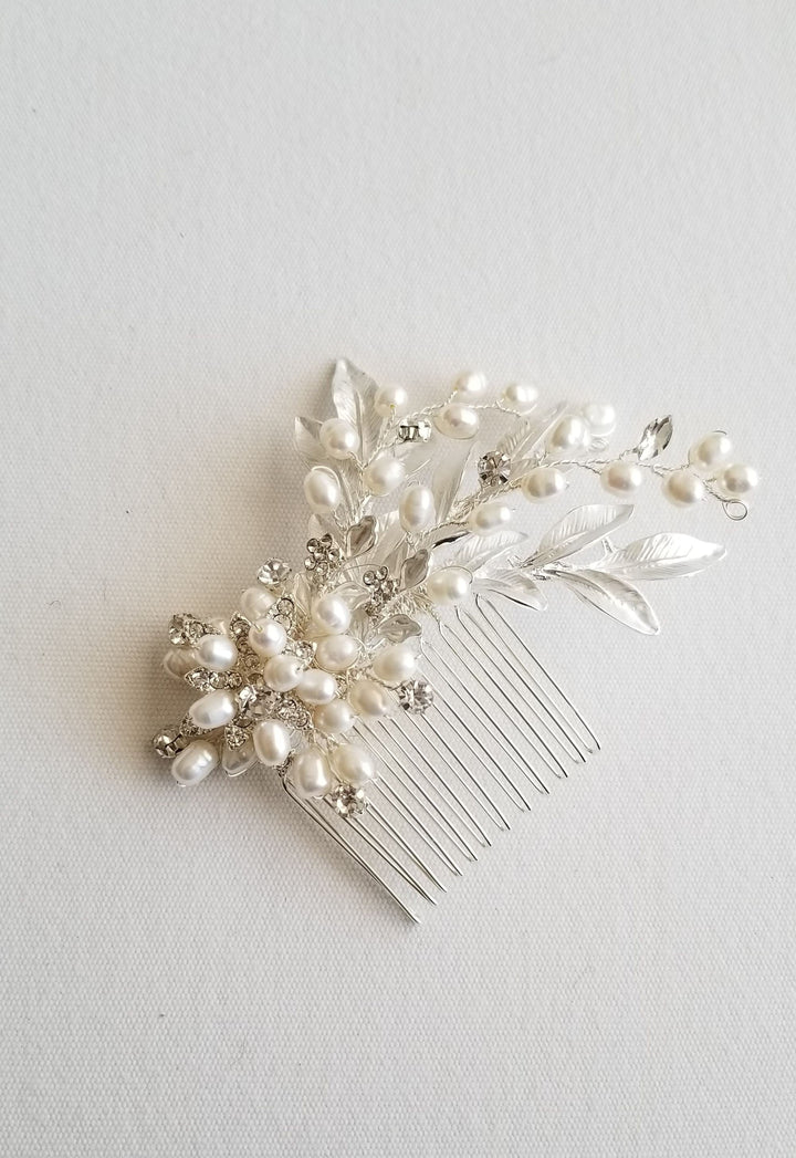 Freshwater Pearl Wedding Hair Comb, Silver Pearl Crystal Bridal Hair Comb, Pearl Hair Comb for Bride - freshwater pearls, crystal rhinestones, wire, metal comb, metal leaves, metal flowers