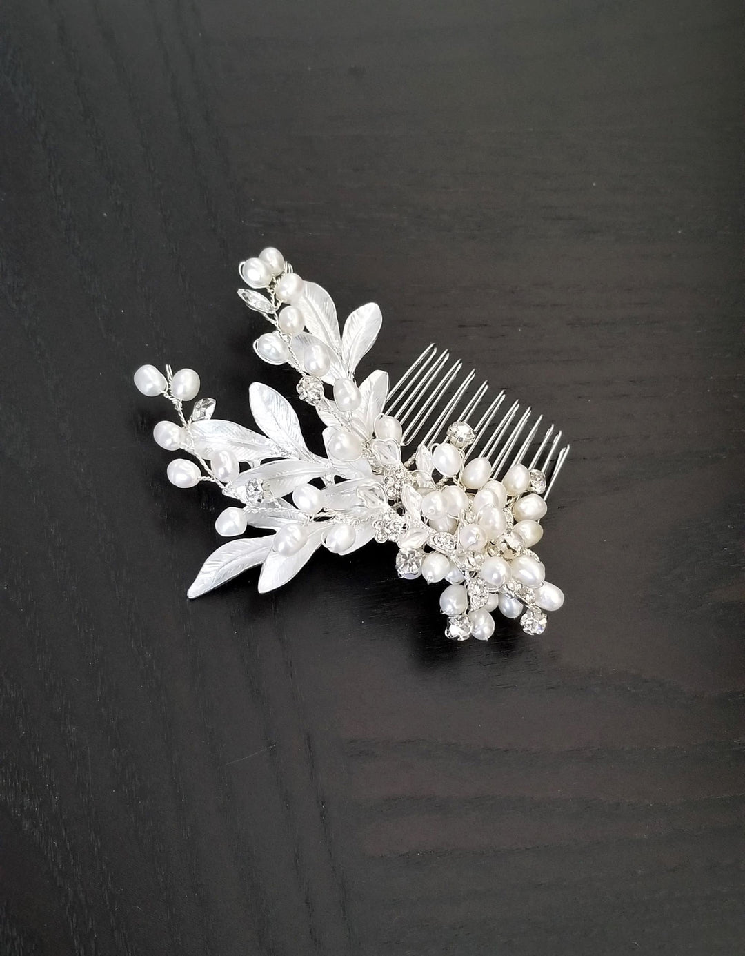 Freshwater Pearl Wedding Hair Comb, Silver Pearl Crystal Bridal Hair Comb, Pearl Hair Comb for Bride - freshwater pearls, crystal rhinestones, wire, metal comb, metal leaves, metal flowers