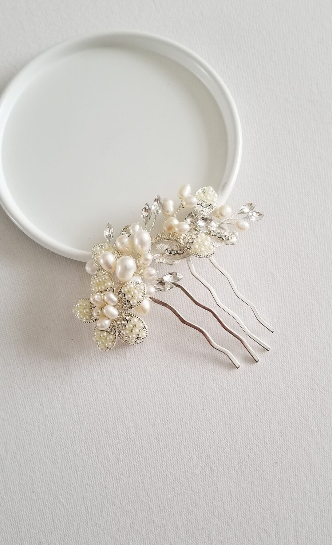 Freshwater Pearl Wedding Hair Comb, Pearl Crystal Bridal Hair Comb, Pearl Silver Hair Comb for Bride - freshwater pearls, crystal rhinestones, wire, metal comb, metal leaves, metal flowers, faux pearls