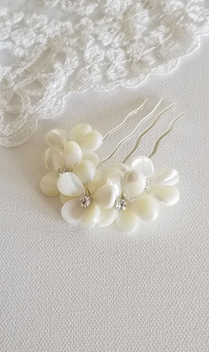 Mother Of Pearl Bridal Hair Comb, Floral Wedding Hair Comb, Shell Petal Flowers Bridal Hair Accessory - Metal Comb, Wire, Mother of Pearl beads, Crystal Rhinestones