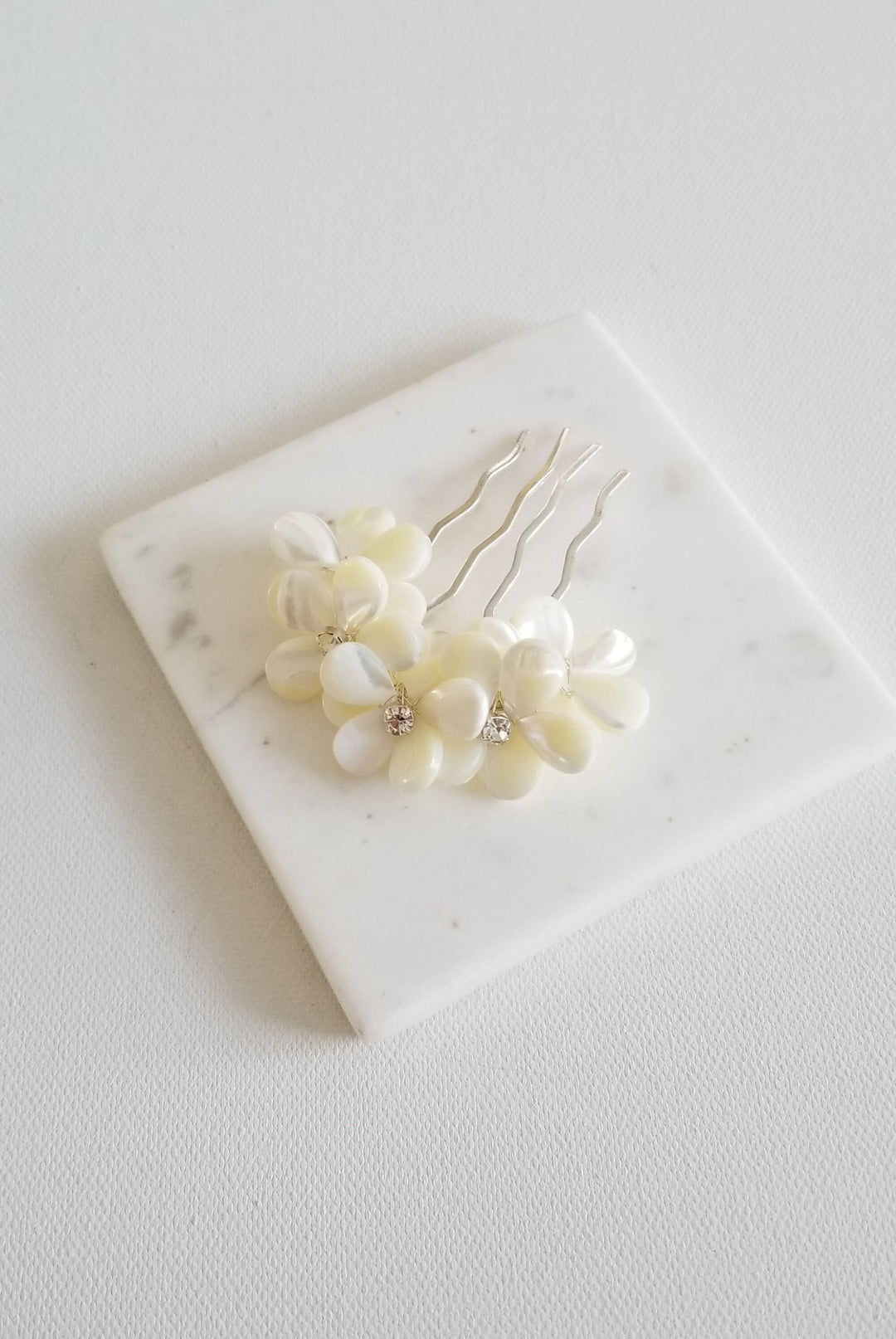 Mother Of Pearl Bridal Hair Comb, Floral Wedding Hair Comb, Shell Petal Flowers Bridal Hair Accessory - Metal Comb, Wire, Mother of Pearl beads, Crystal Rhinestones