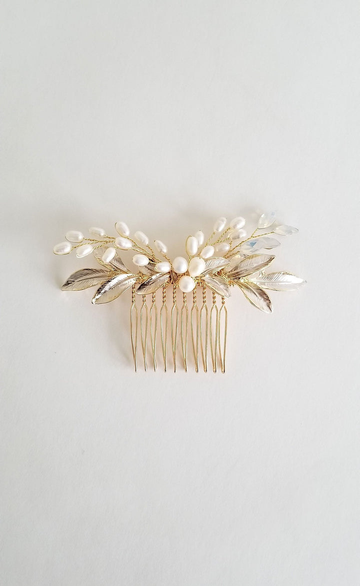 Freshwater Pearl Bridal Hair Comb, Pearl Hair Accessory For The Bride, Wedding Hair Comb - freshwater pearls, crystal navettes, metal leaves, metal comb, wire