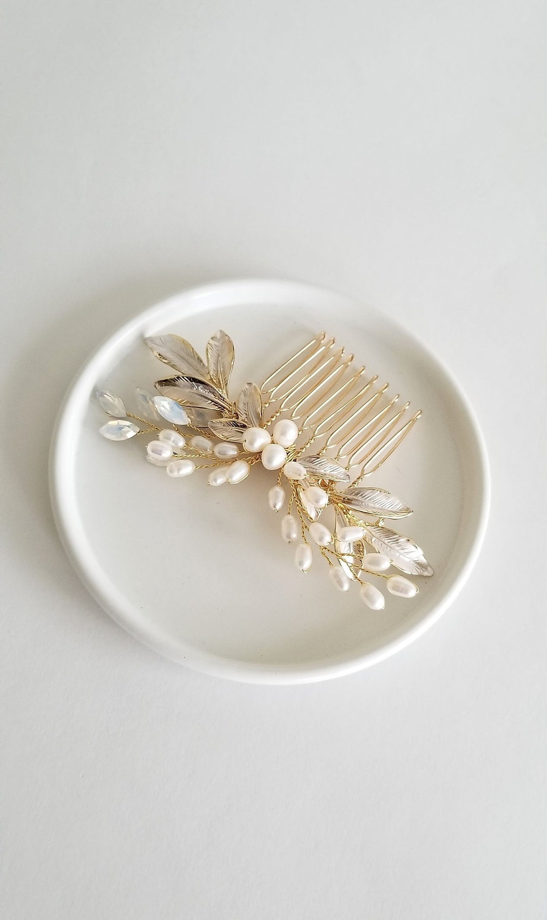 Freshwater Pearl Bridal Hair Comb, Pearl Hair Accessory For The Bride, Wedding Hair Comb - freshwater pearls, crystal navettes, metal leaves, metal comb, wire