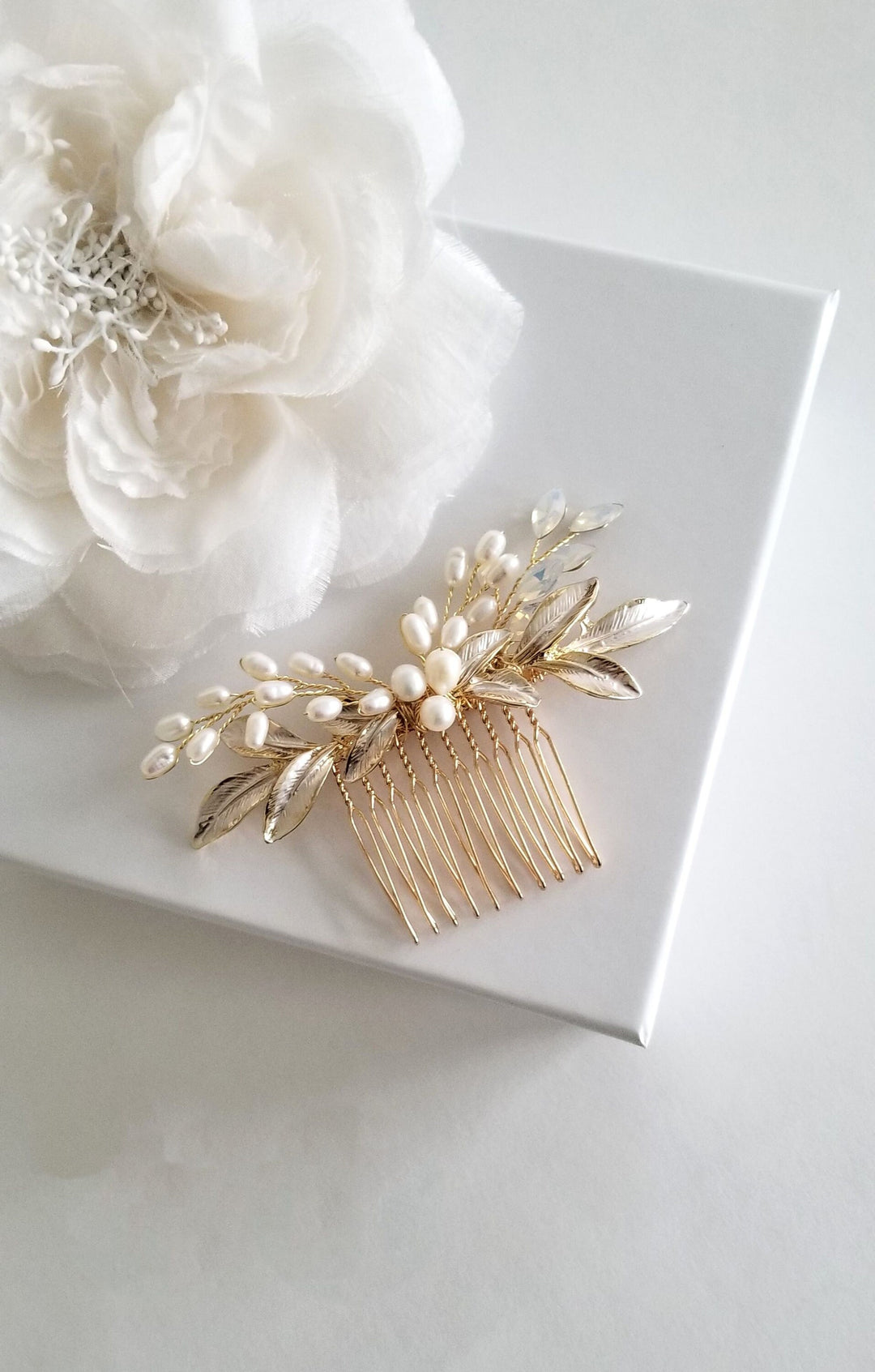 Freshwater Pearl Bridal Hair Comb, Pearl Hair Accessory For The Bride, Wedding Hair Comb - freshwater pearls, crystal navettes, metal leaves, metal comb, wire