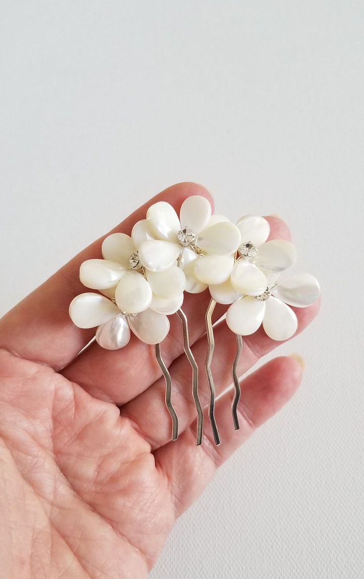 Mother Of Pearl Bridal Hair Comb, Floral Wedding Hair Comb, Shell Petal Flowers Bridal Hair Accessory - Metal Comb, Wire, Mother of Pearl beads, Crystal Rhinestones