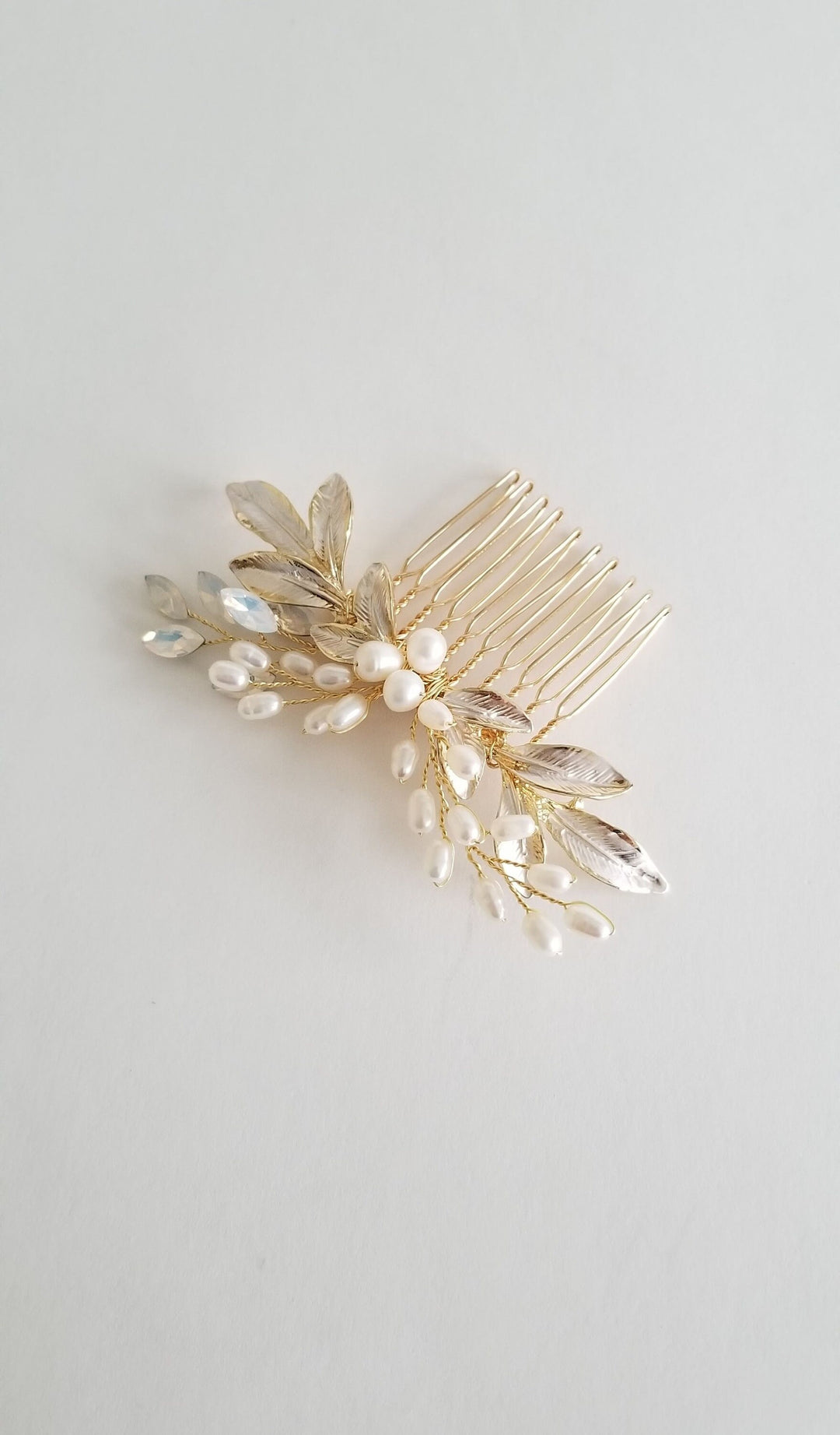 Freshwater Pearl Bridal Hair Comb, Pearl Hair Accessory For The Bride, Wedding Hair Comb - freshwater pearls, crystal navettes, metal leaves, metal comb, wire