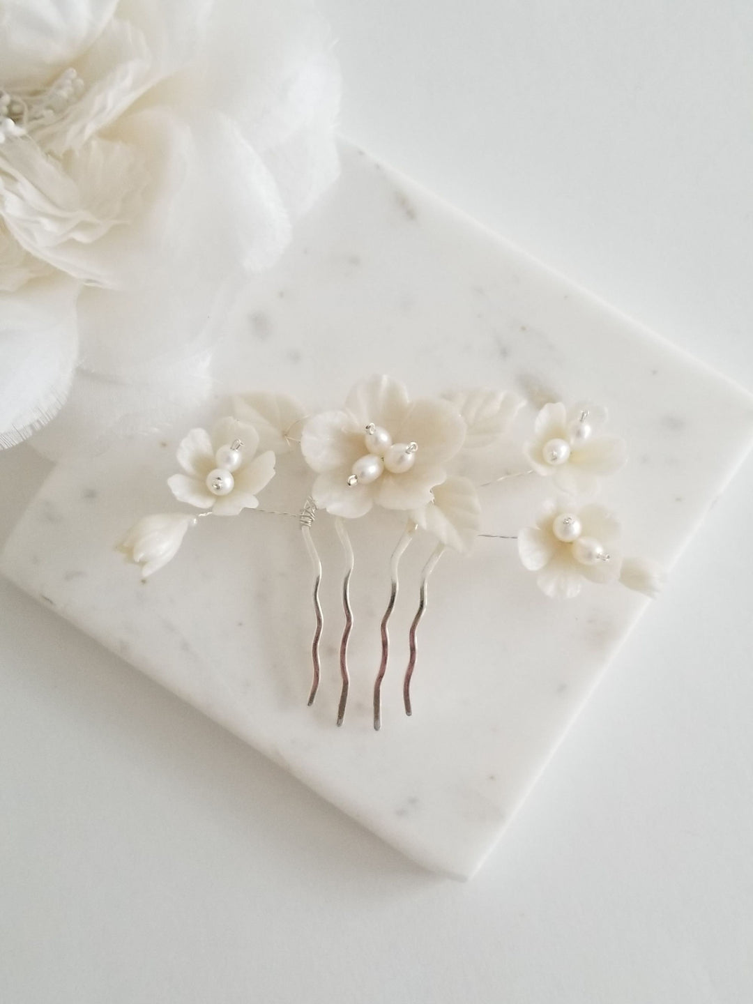 Wedding Hair Comb with Clay Flowers, Floral Bridal Hair Comb, Polymer Clay Flower Hair Comb For Bride - wire, polymer clay flowers, metal hair comb, freshwater pearls