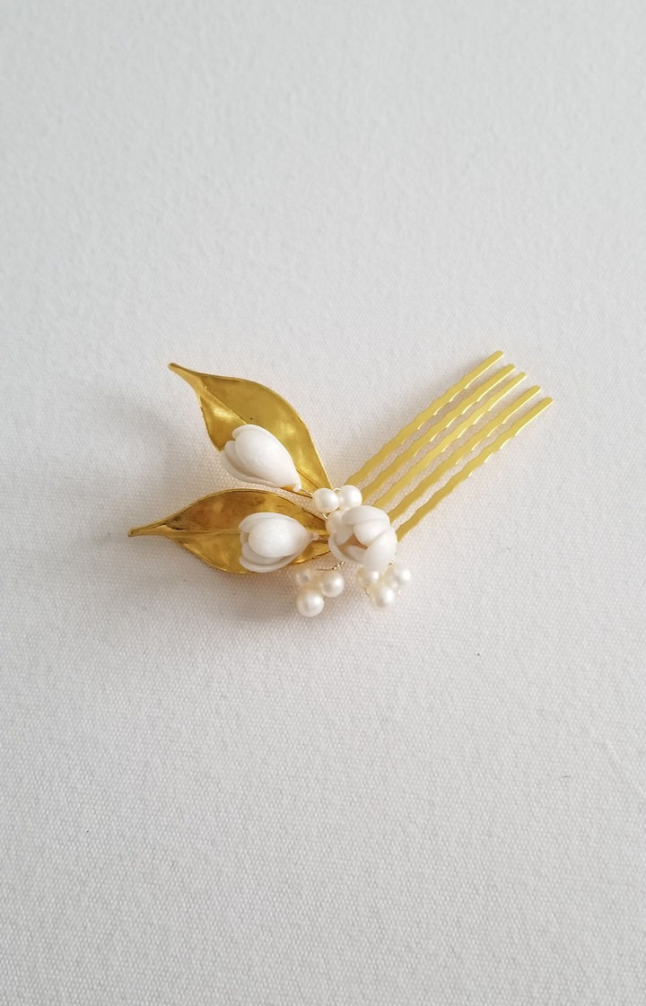 Small Wedding Hair Comb With Polymer Clay Flowers, Freshwater Pearl Floral Bridal Hair Comb, Gold Leaf Freshwater Pearl Hair piece - freshwater pearls, wire, rhinestones, gold comb, polymer clay leaves, brass flowers