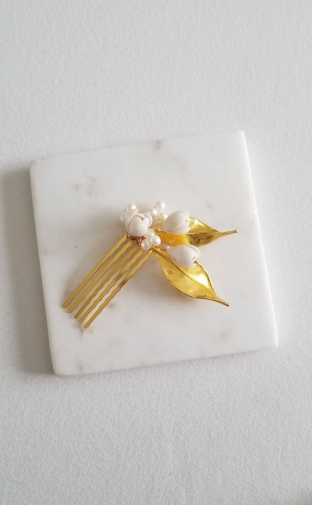 Small Wedding Hair Comb With Polymer Clay Flowers, Freshwater Pearl Floral Bridal Hair Comb, Gold Leaf Freshwater Pearl Hair piece - freshwater pearls, wire, rhinestones, gold comb, polymer clay leaves, brass flowers