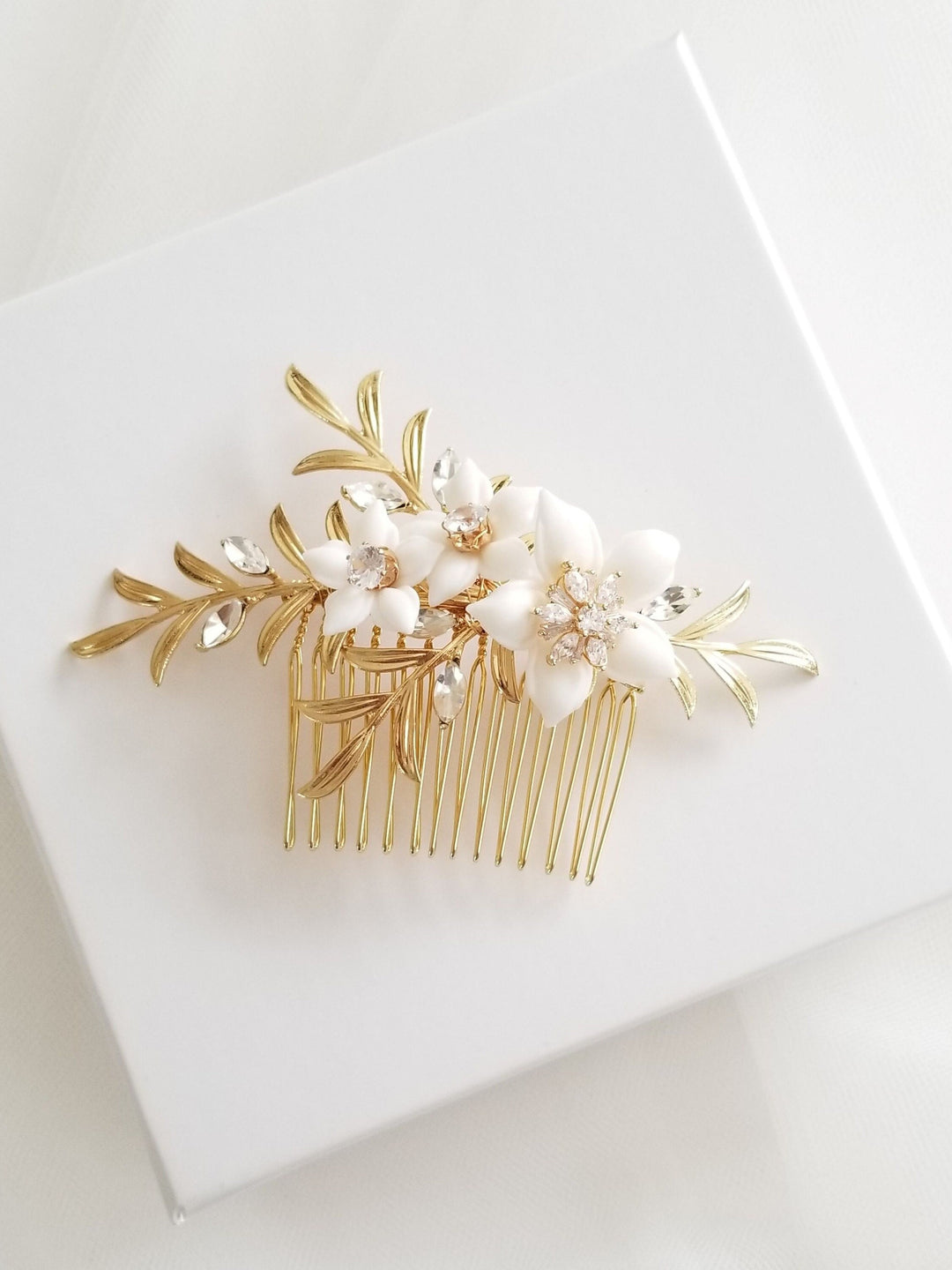 Gold Leaf Bridal Hair Comb with Porcelain Flowers, Floral Wedding Hairpiece, Gold Floral Comb For Bride - gold leaves, porcelain flowers, rhinestones, cubic zirconias, wire, 18kt gold plated metal comb