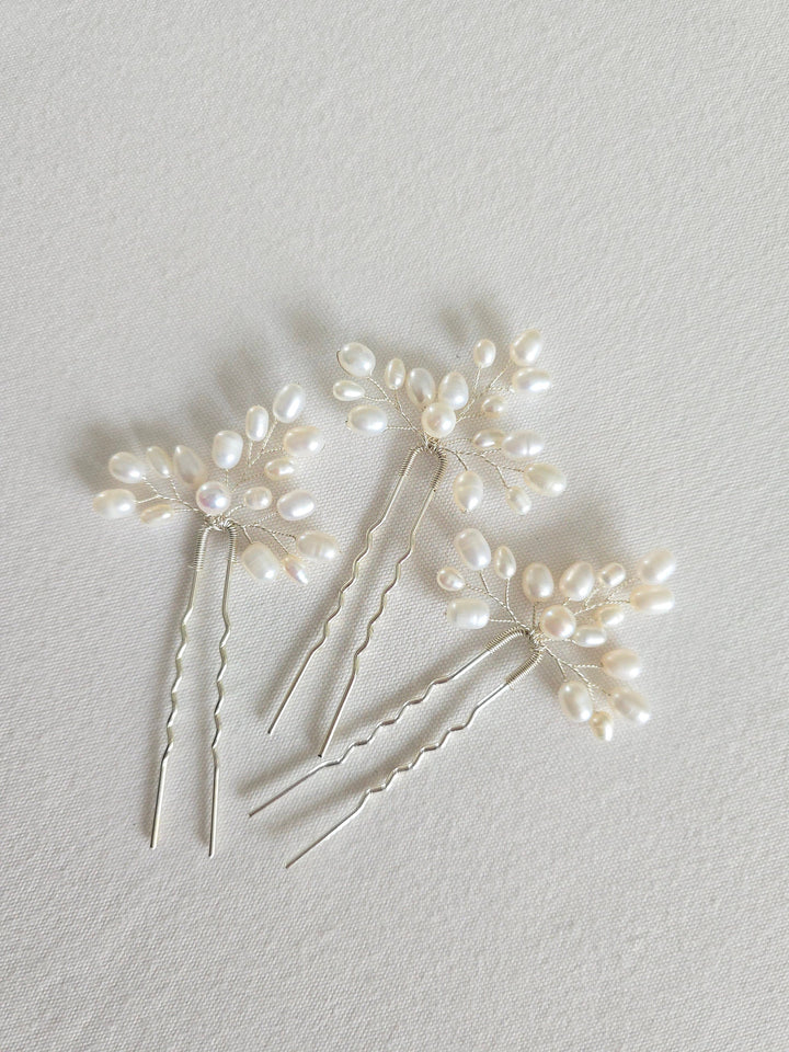 Freshwater Pearl Wedding Hair Pins, Real Pearl Bridal Hair U pins, Pearl Wedding Hair Piece - freshwater pearls, wire, U pins