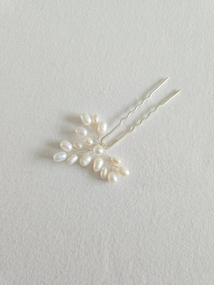 Freshwater Pearl Wedding Hair Pins, Real Pearl Bridal Hair U pins, Pearl Wedding Hair Piece - freshwater pearls, wire, U pins