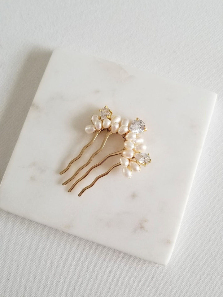 Small Bridal Hair Comb, Freshwater Pearl Wedding Hair Comb, Cubic Zirconia Freshwater Pearl Hair Comb for Bride - freshwater pearls, wire, metal comb, cubic zirconia