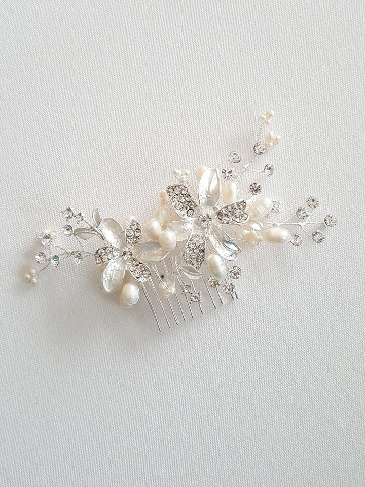 Wedding Hair Comb, Silver Wedding Headpiece, Crystal Pearl Bridal Comb, Gold Bridal Headpiece, Rose Gold Pearl Bridal Comb - crystal rhinestones, metal comb, silver metal base, freshwater pearls, wire