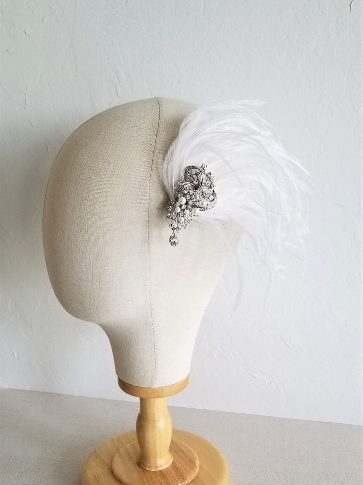 White Feather Headpiece For Bride, Feather Pearl Crystal Wedding Hair Accessory, Feather Facinator Hair Clip for Wedding - feathers, crystal brooch, shell pearls, wire, felt, metal alligator clip