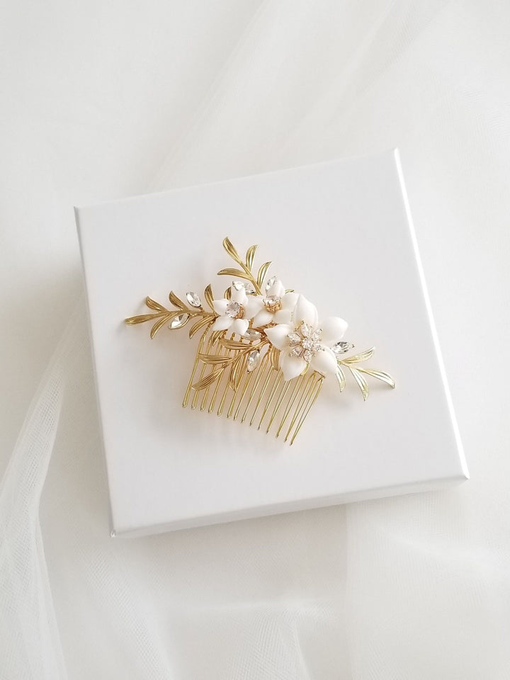 Gold Leaf Bridal Hair Comb with Porcelain Flowers, Floral Wedding Hairpiece, Gold Floral Comb For Bride - gold leaves, porcelain flowers, rhinestones, cubic zirconias, wire, 18kt gold plated metal comb