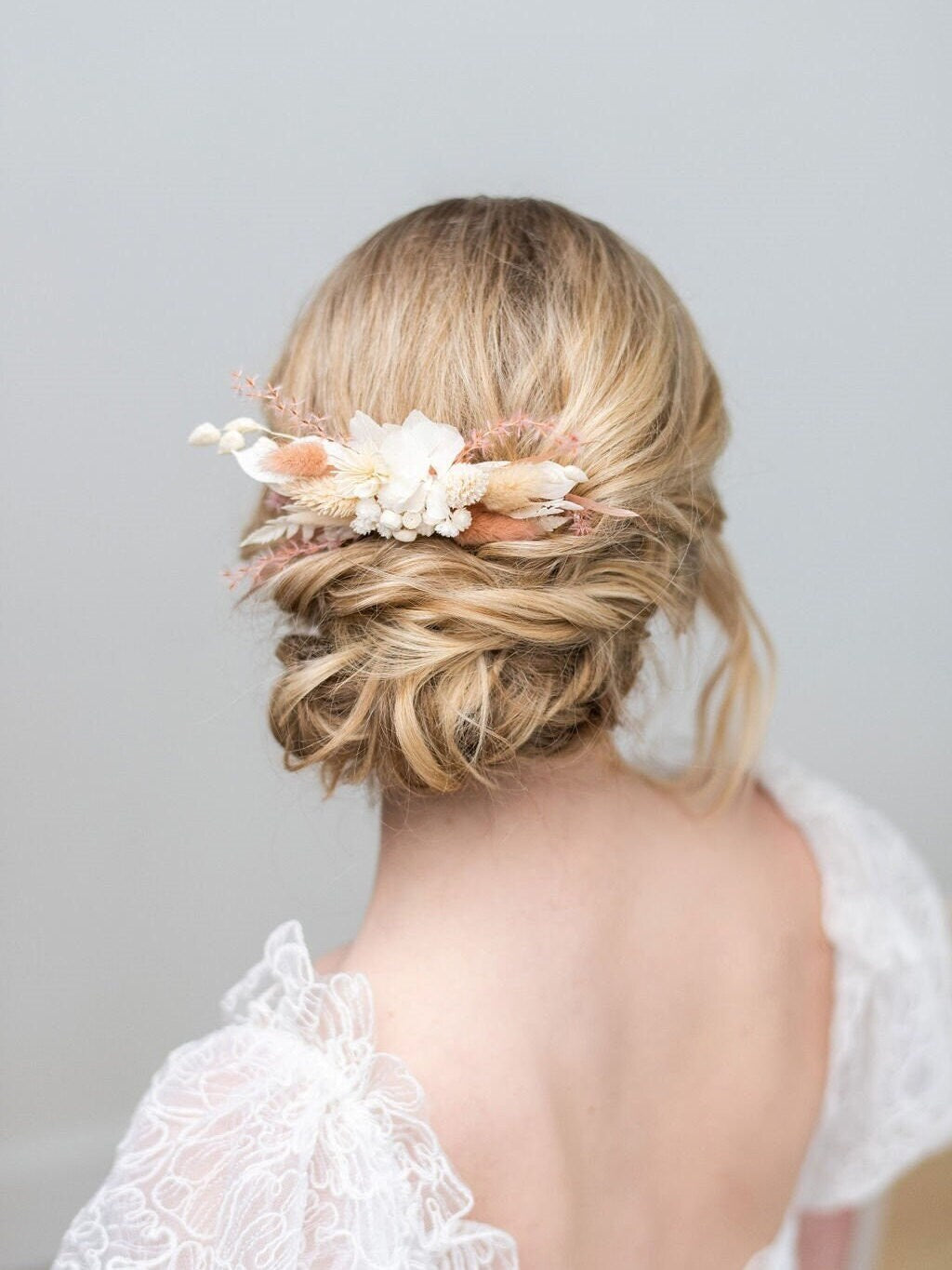 Dried Flower Bridal Hair Comb, Natural Flower Boho Wedding Comb, Floral Wedding Hair Comb Preserved Flowers - dried natural flowers, thread, felt, glue, gold comb