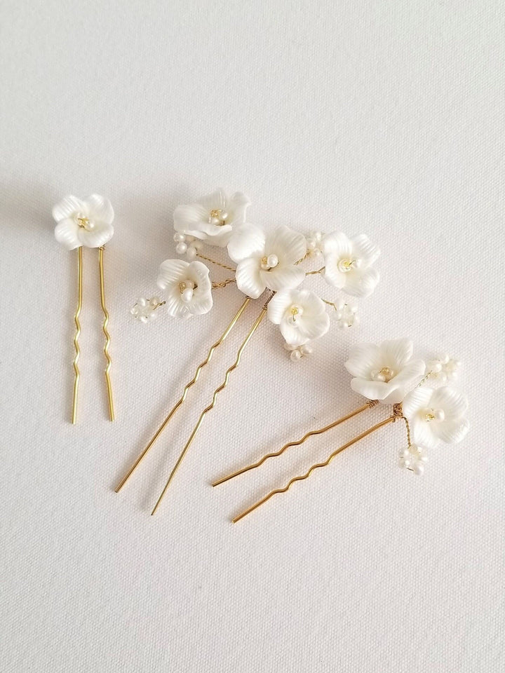 Wedding Hair Pin with Porcelain Flowers, Floral Bridal Hair Pins, Freshwater Pearl Flower Hair Pins For Bride - metal hair pin, wire, seed beads, freshwater pearls, porcelain flowers