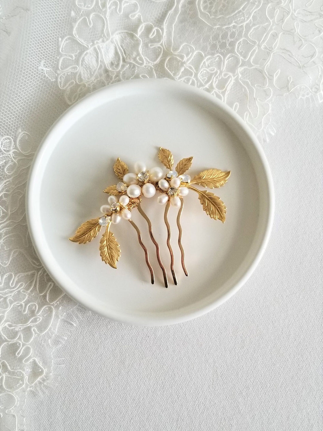 Gold Wedding Hair Comb Earring Set, Small Gold Floral Wedding Hair Comb, Boho Gold Leaf Pearl Bridal Earrings - wire, metal comb, freshwater pearls, brass leaves, white opal crystals