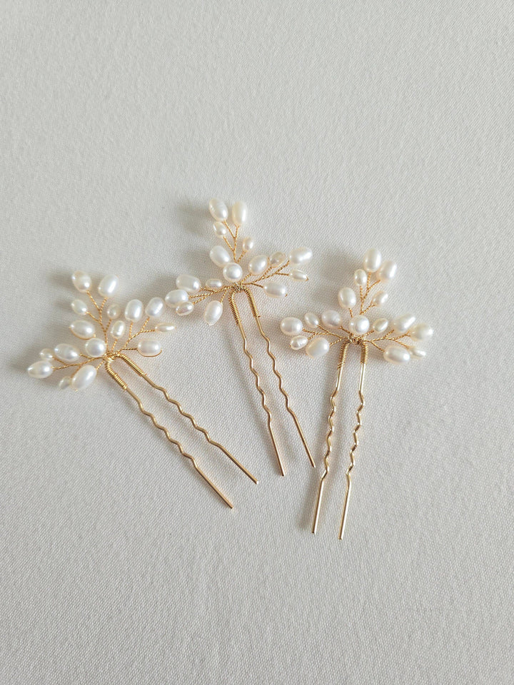 Freshwater Pearl Wedding Hair Pins, Real Pearl Bridal Hair U pins, Pearl Wedding Hair Piece - freshwater pearls, wire, U pins